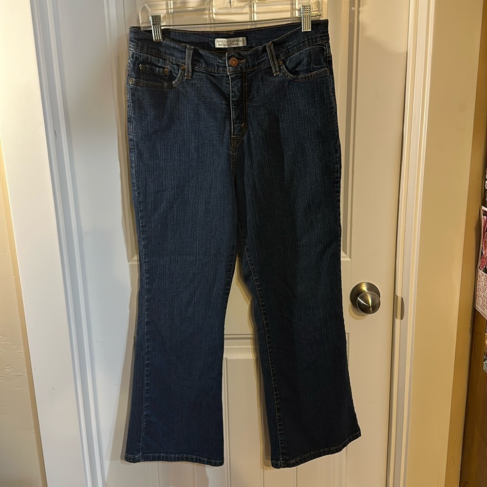 Levi’s perfectly slimming bootcut 512 jeans size 14P short in great condition